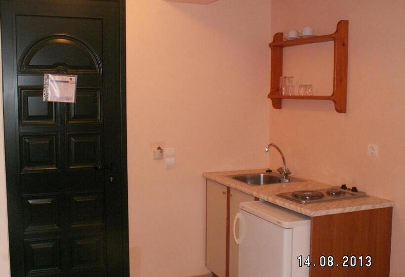 Студия Стандарт, Elanthi Village Apartments