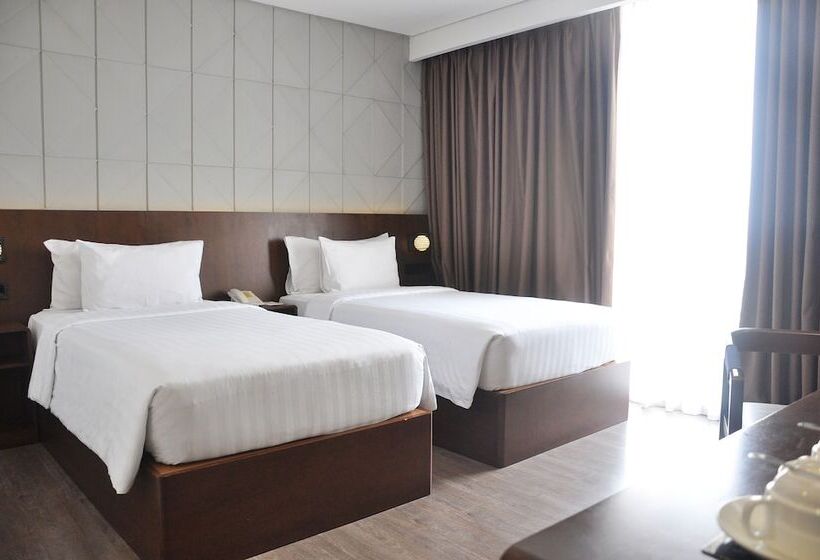 Номер Deluxe, Golden Tulip Pontianak