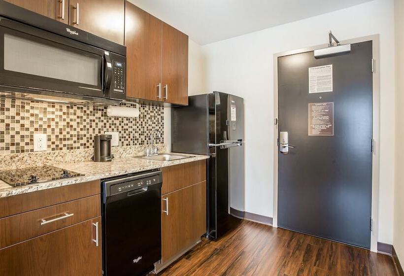 Люкс, Mainstay Suites Cartersville