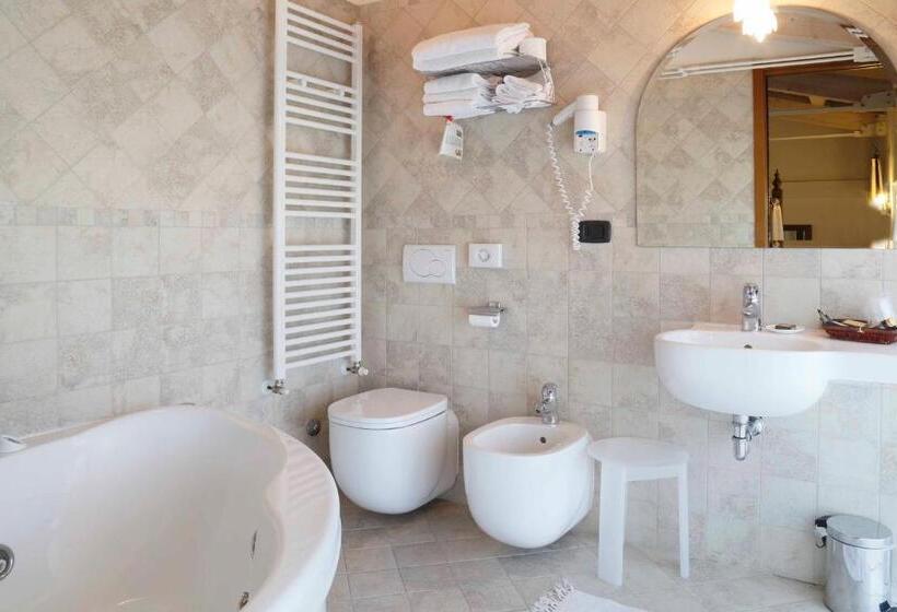 Люкс с гидромассажем, Colleverde Country House & Spa Urbino