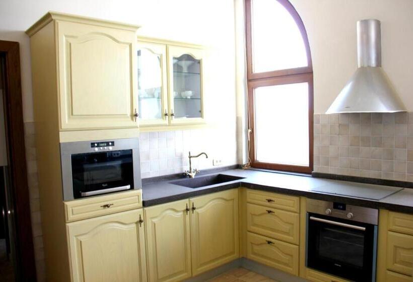 شقة غرفة واحدة, Russian Pilgrim Residence