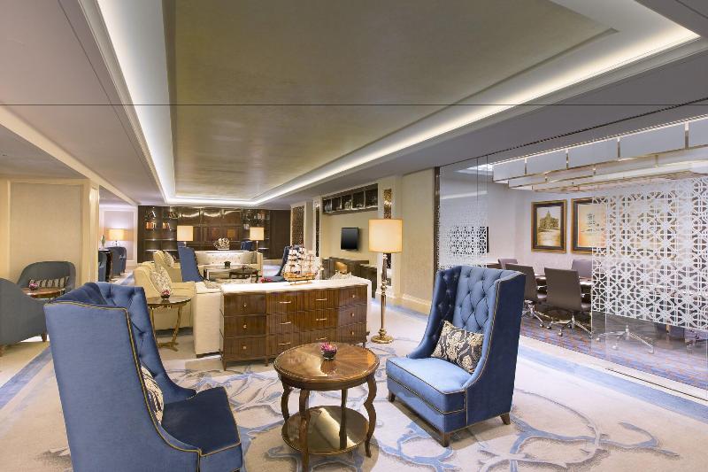 سوئیت کلاب, Sheraton Grand Wuhan Hankou
