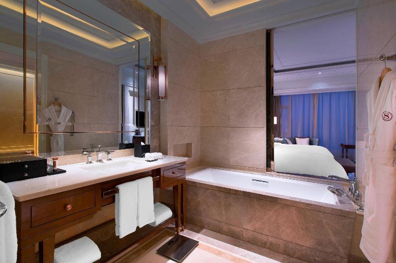 اتاق کلاب, Sheraton Grand Wuhan Hankou