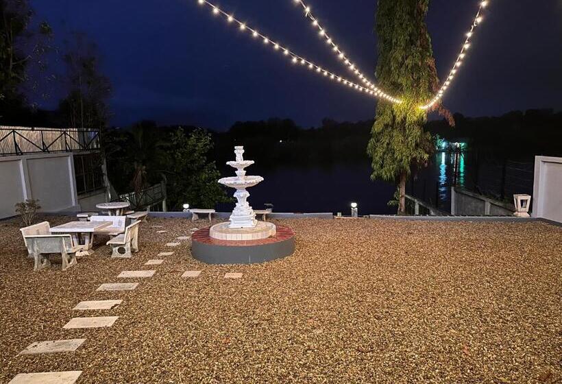Семейный Номер, Tara Kan Resort