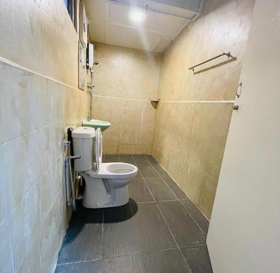 اتاق لوکس چهار تخته, Vintage Guesthouse