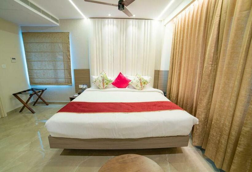 Президентский Люкс, The Beacon Hotel Visakhapatnam