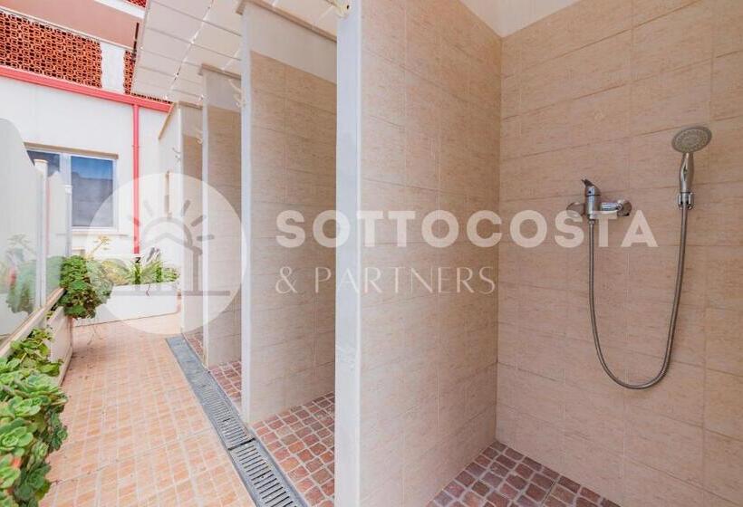 استودیو استاندارد با چشم‌انداز باغ, Sky View Salento