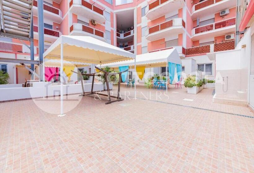 استودیو استاندارد با چشم‌انداز باغ, Sky View Salento