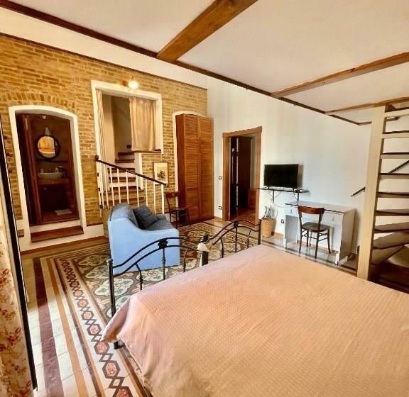 Четырехместный Номер Стандарт, Appartamento In Centro   Bellavista House