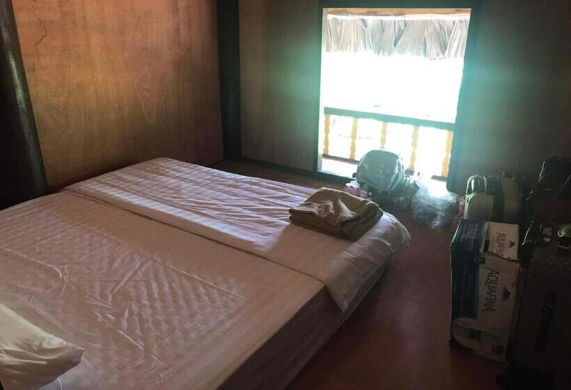 اتاق استاندارد سه نفره, Bee Lucky Homestay Cat Ba Island