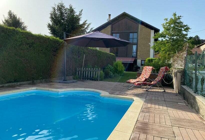 Дом 4 Спальни, Maison D Hôtes   La Grange Du Janin