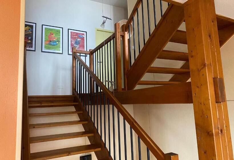 Дом 4 Спальни, Maison D Hôtes   La Grange Du Janin