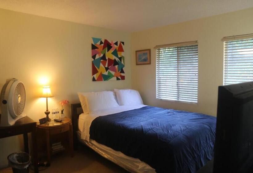家庭套房, Bed And Breakfast In Hollywood Hills