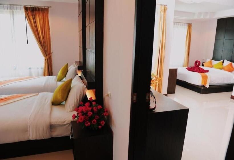 Habitación Deluxe Vista Ciudad, Ice Kamalabeach