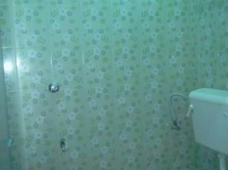 اتاق استاندارد, Rose Inn Motel