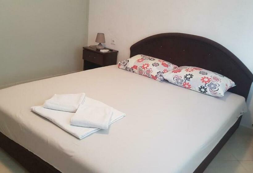 اتاق استاندارد, Farm House Godinje