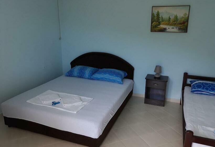 اتاق استاندارد, Farm House Godinje