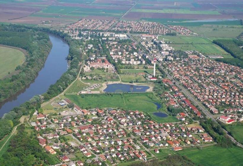 Апартаменты 3 Спальни, Pásztor Fogadó