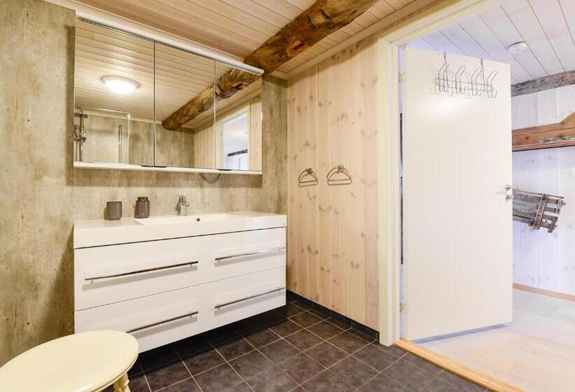 Апартаменты Deluxe 1 Спальня, Kongsfjord Arctic Lodge
