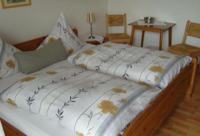 Номер Стандарт, Pension Am Limespfad