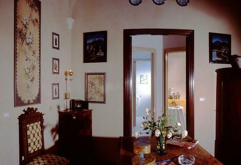 클래식 스위트, Castello Di Strambinello