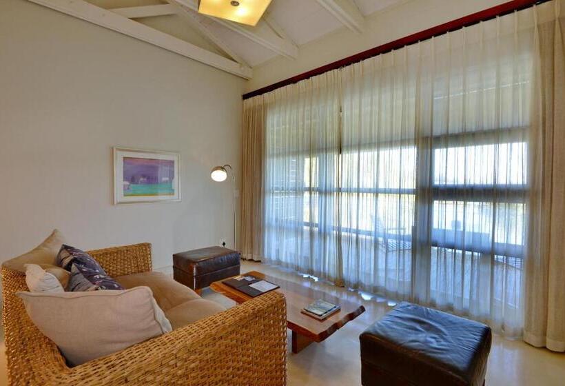 اتاق لوکس, Ladybird Lodge