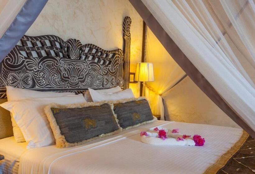 اتاق لوکس با چشم‌انداز دریا, The Maji Beach Boutique