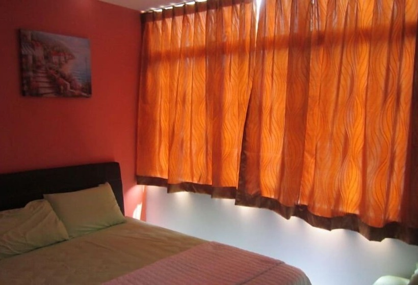 اتاق استاندارد سه نفره, Best Seven Motel