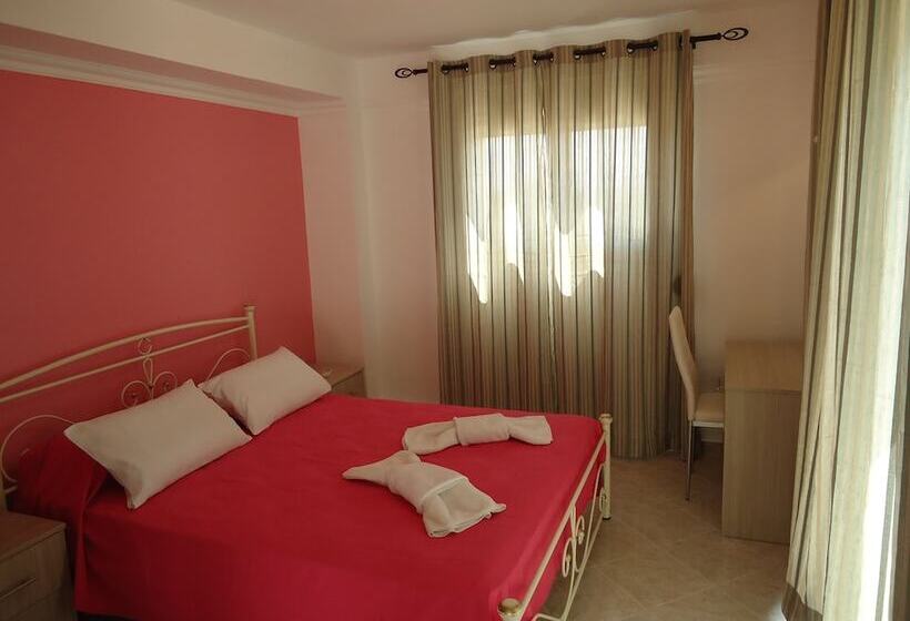 Апартаменты 2 Спальни, Crystal Blue Hotel, Barbati