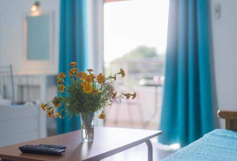 Студия Стандарт, Crystal Blue Hotel, Barbati