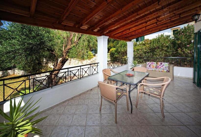 Апартаменты 1 Спальня, Crystal Blue Hotel, Barbati
