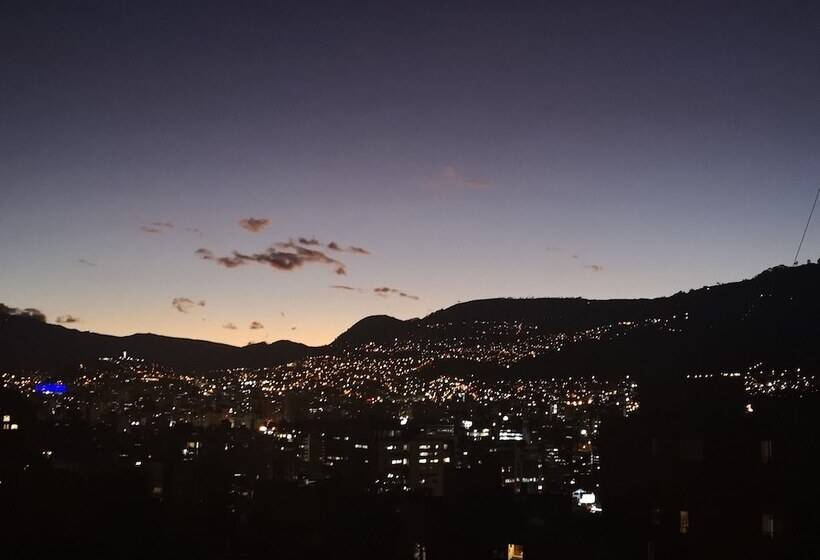 스탠다드 트리플 룸, Bellavista Quito
