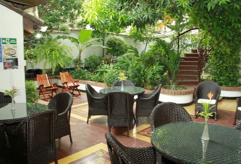 스탠다드 트리플 룸, Casa Colonial