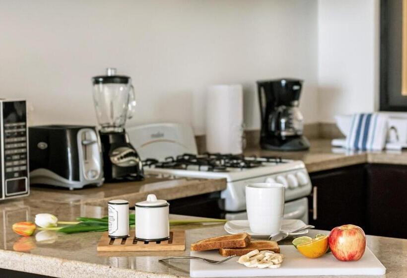 Apartament 2 Sypialnie Widok Morze, Vela S Condos Ocean Front