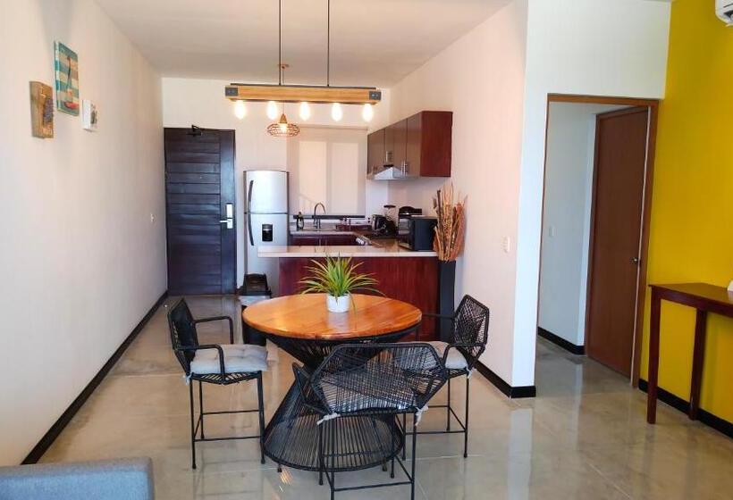 Apartament 2 Sypialnie Widok Morze, Vela S Condos Ocean Front