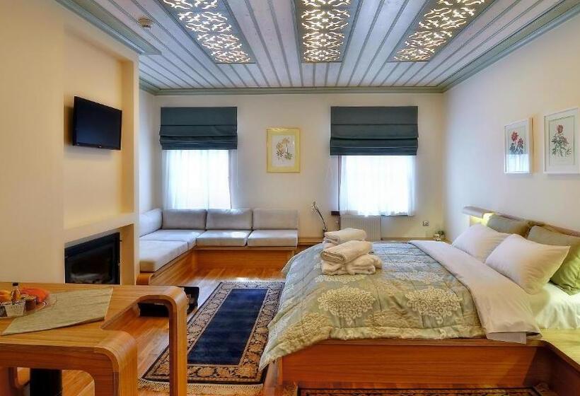 Полулюкс, Dilofo Hotel Luxury Suites