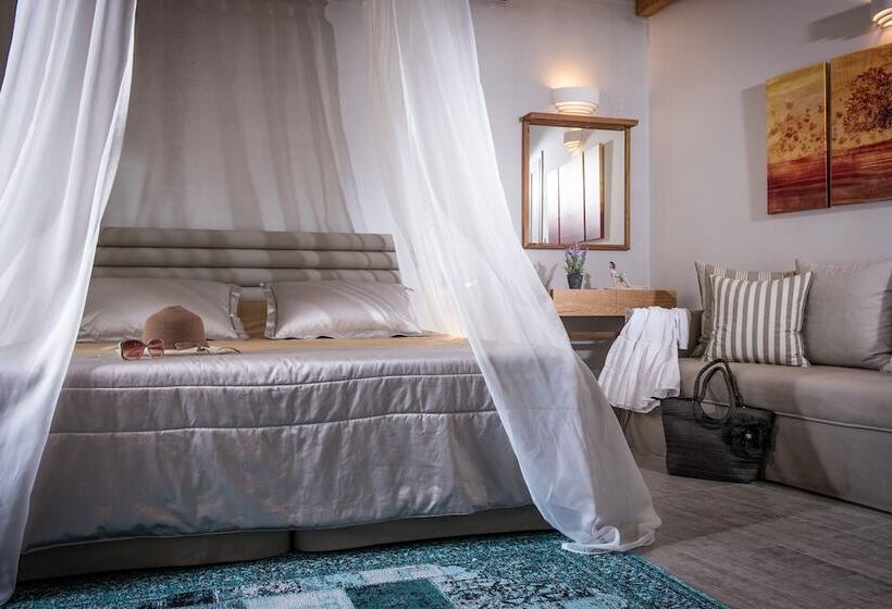 스위트 킹사이즈 침대, Omiros Boutique Hotel   Adults Only