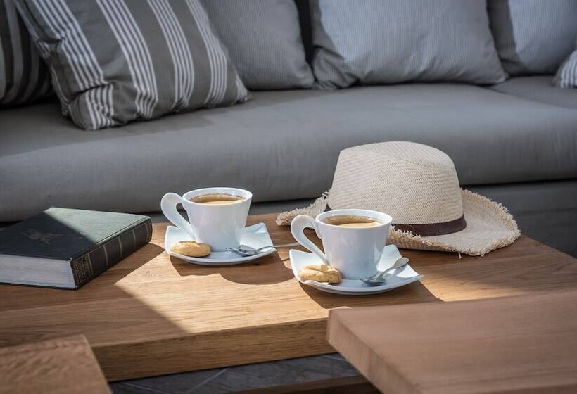 Люкс Кровать Кинг, Omiros Boutique Hotel   Adults Only