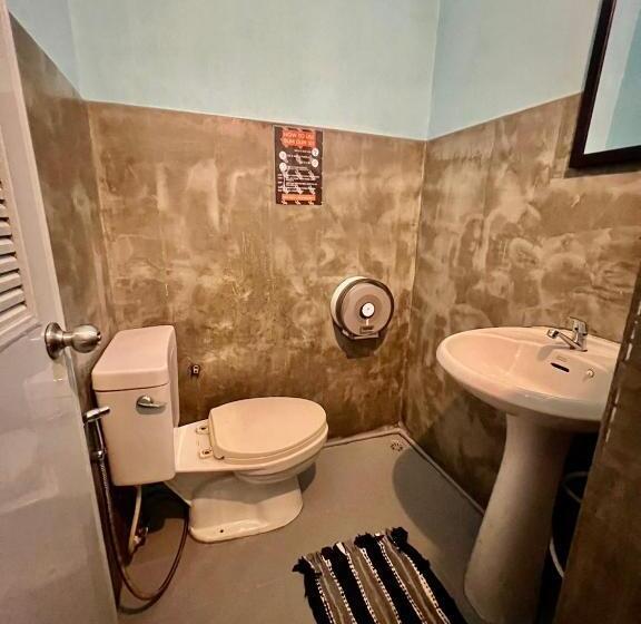스탠다드 룸, Revolution Hostel Pai