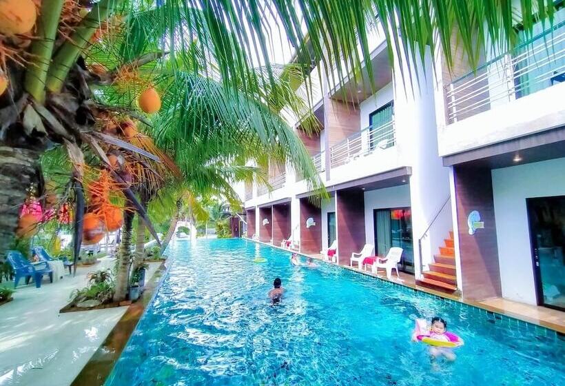 패밀리 룸, Rimnatee Resort Trang