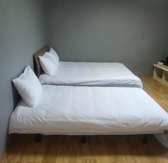 Quarto Superior, Songwol Park