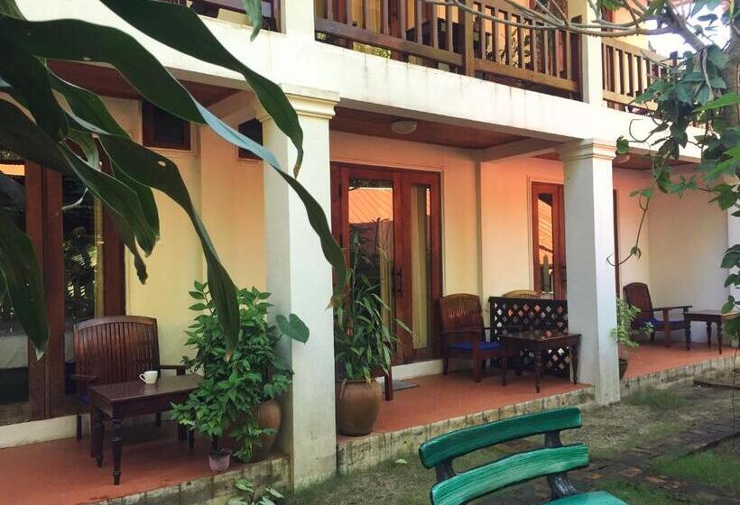 디럭스 룸, Villa Sayada