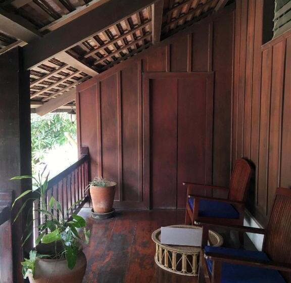 디럭스 룸, Villa Sayada