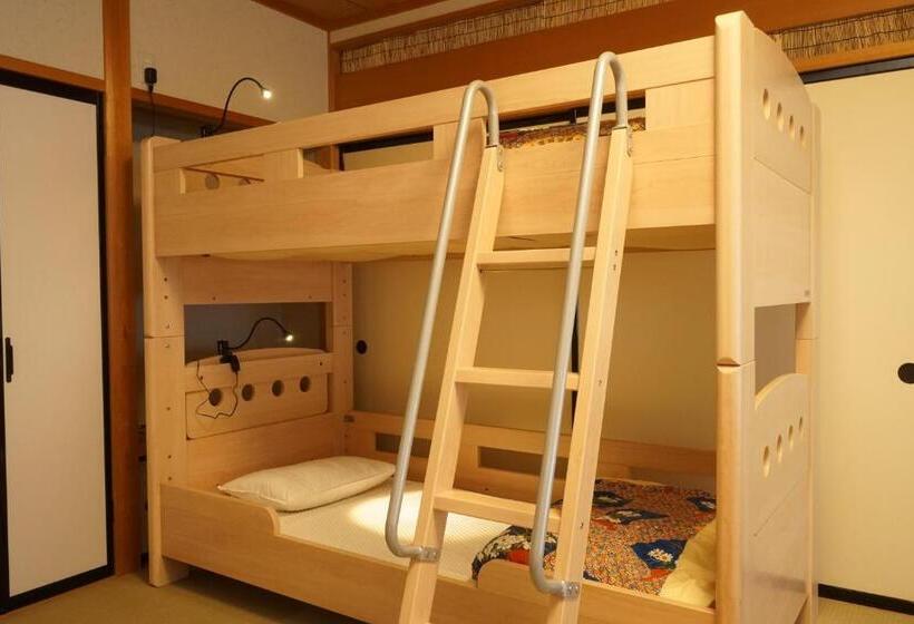 Семейный Номер Совместный Санузел, Guest House Ouka
