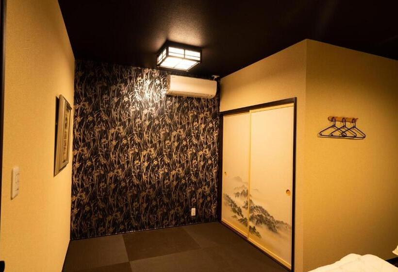 Трехместный Номер Стандарт Совместная Ванная, Guest House Ouka