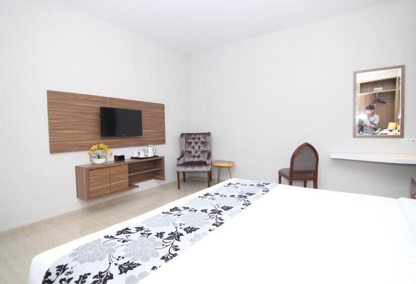 수피리어 룸, Grand Amira