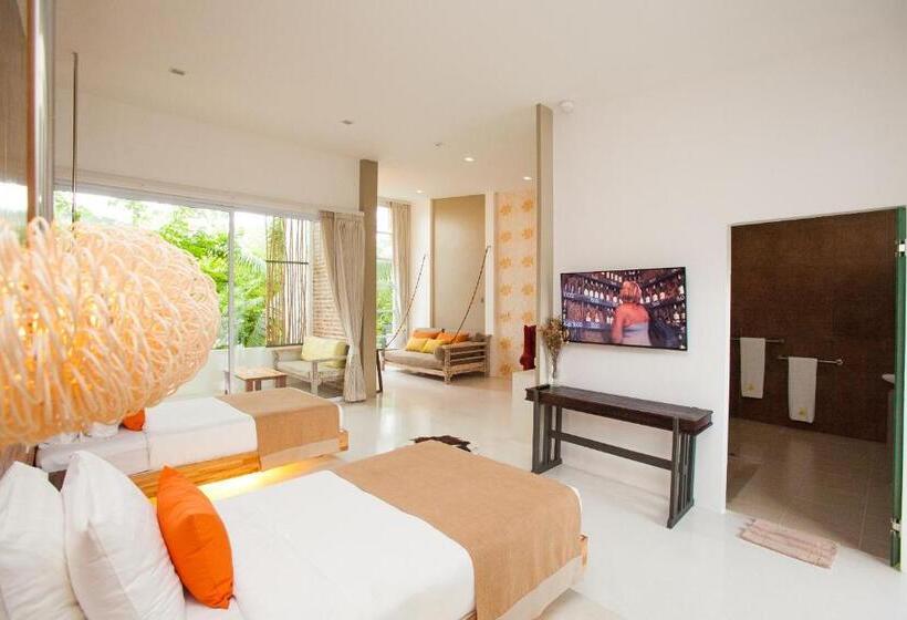 Полулюкс, Summer Luxury Beach Resort & Spa