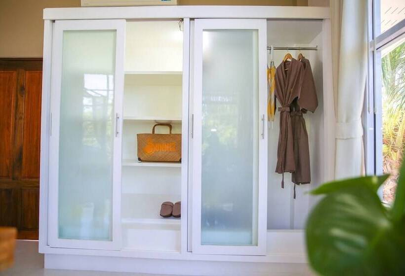 Люкс Deluxe Вид на Море, Summer Luxury Beach Resort & Spa
