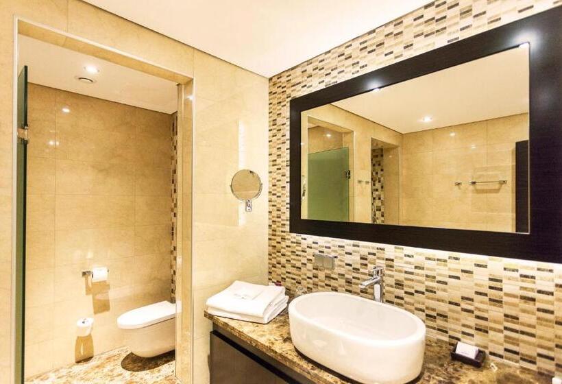 اتاق پرمیوم, Crowne Plaza   Borjomi, An Ihg