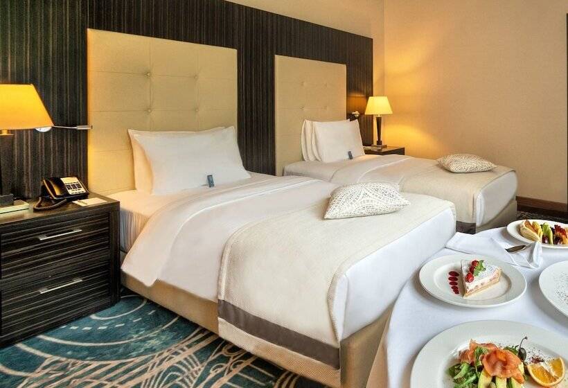 سوئیت 2 خوابه, Crowne Plaza   Borjomi, An Ihg